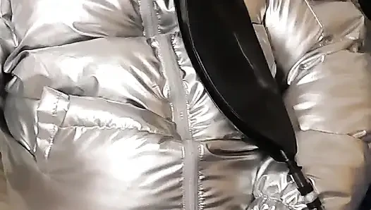 Gaz maskeli rebreather baloncuk eğlencesi.