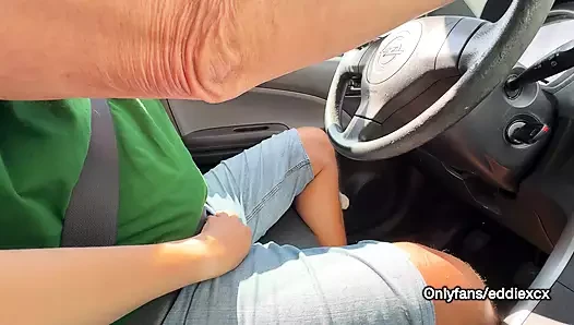 Daddy gets horny in the car 🚘