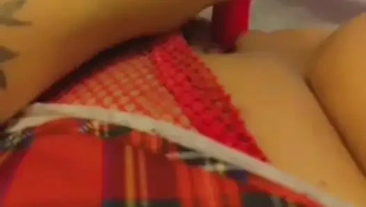 Трахаю мою сочную киску после работы