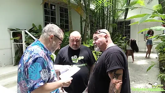 Muhteşem ameena green mini grup seks