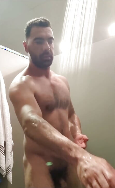 Will You Accompany Me to Take a Hot Shower?