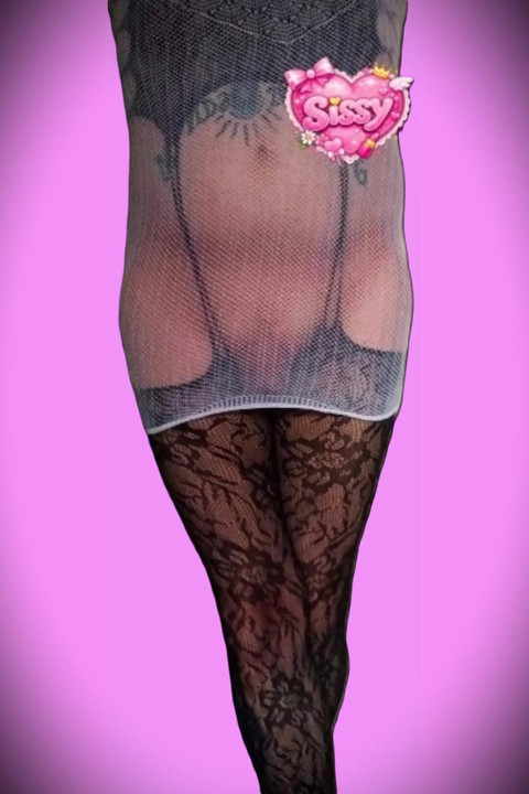 Soft sissy slideshow – Fishnet, lace & my exposed clitty