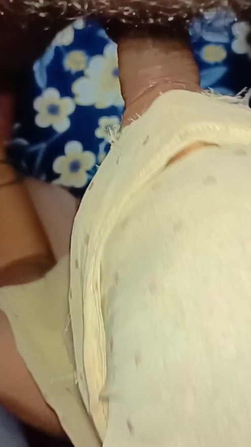 Bhabhi I land chusa aur pura mal Pi liya | Clip 1