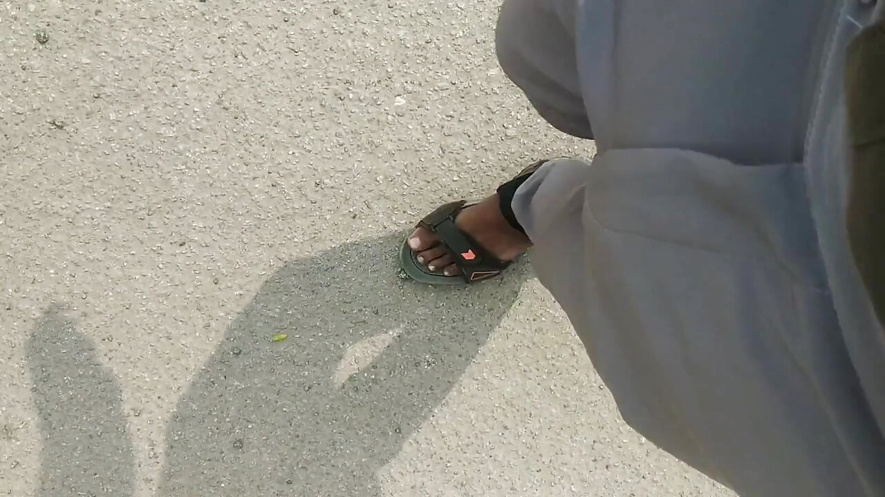 Tamilteninches BBC Show on Bus Stand