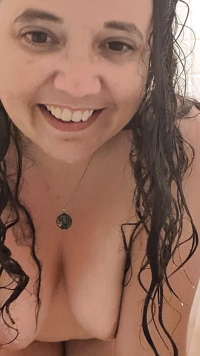 Shower time with squirting milf