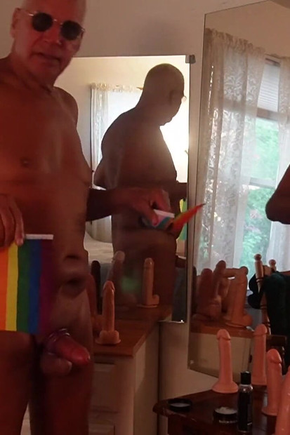 Un caldo cazzo di gay