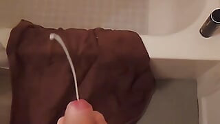 Huge cum spray in slo mo