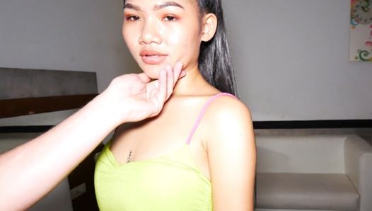 Tiny azjatyckie amatorskie prostytutka nastolatka duży zagraniczny kutas ssący i jebanie