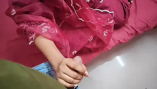 Bhabhi jaan sangat khawatir karena laporan sperma suaminya