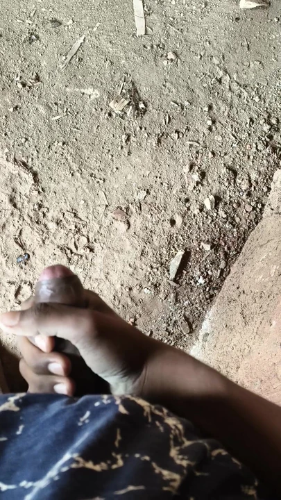 masterbution a solo boy in village house pending cum