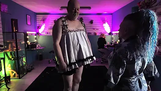 Squirting auf die sissy-sklavin