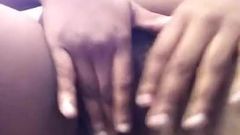 Indian Big boobs hairy pussy aunty fingering herself