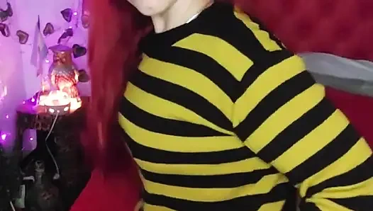 Sıkıcı! Üvey erkek kardeşimin en iyi arkadaşı için derin gırtlak!