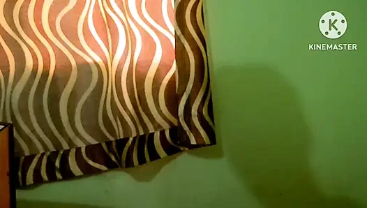 Seeing that sister-in-law's legs were lifted, brother-in-law fucked fiercely, seeing that your water will also come out.