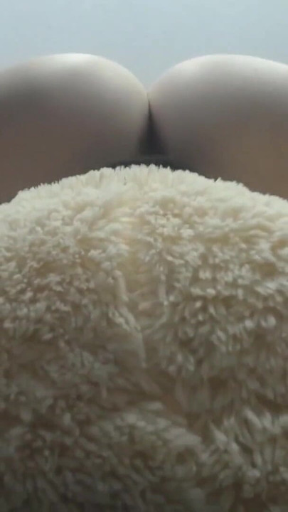 เธอชอบเย็ดหมีของเธอ หมีเหยียบ | คลิป 2