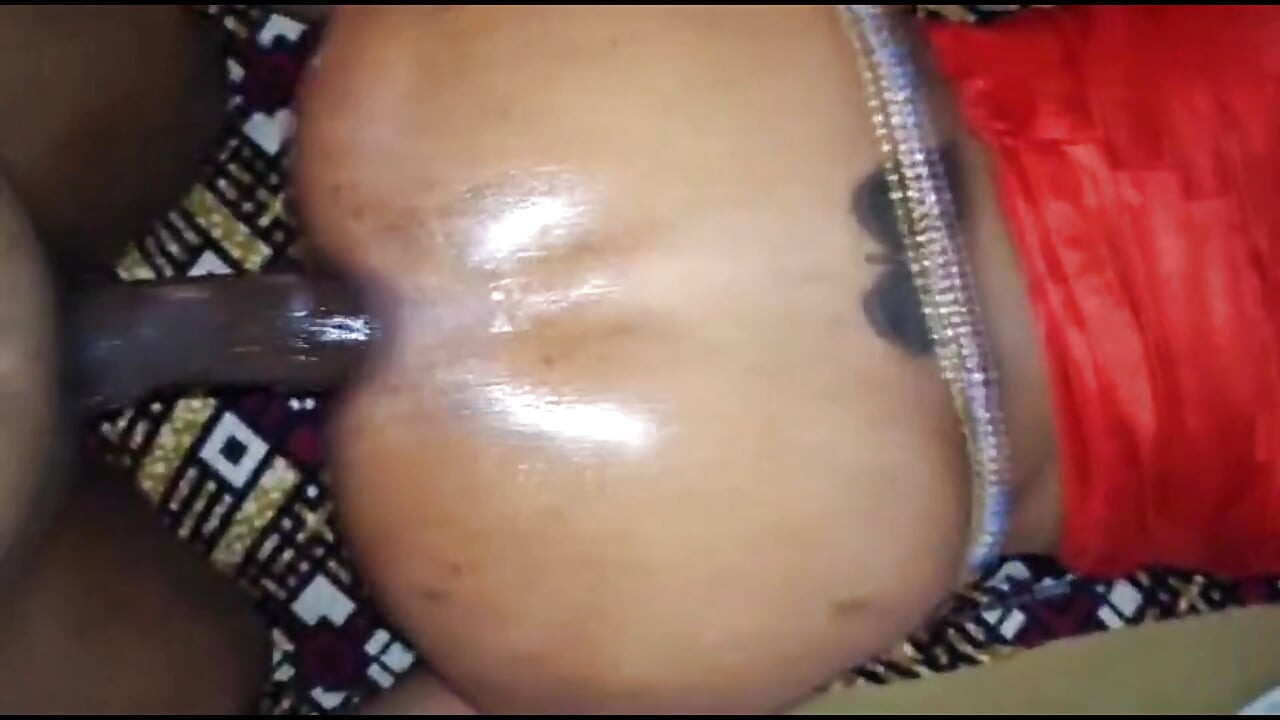 مقعد Niki رو می‌کاوم