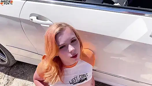 Girl Sucking Dick Stranger in Car and Doggy Fuck on a Rest