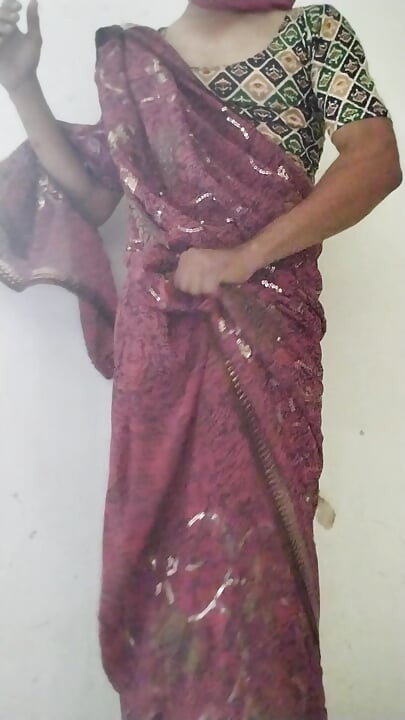 Horny Crossdresser in saree standing mastrubation