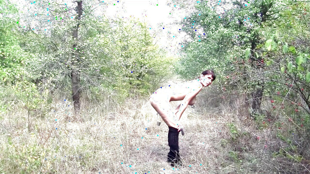 Роб Тих е наказан да ходи гол