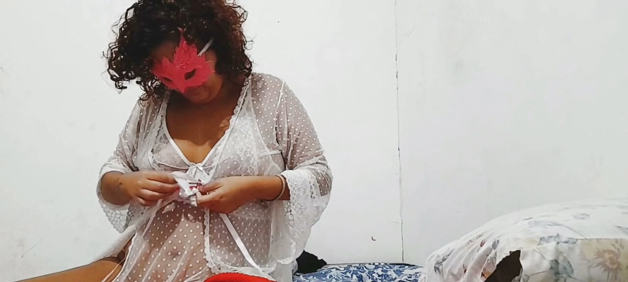 Masum Yeğeninden Faydalanip Onun Penisini Yaramaz Kizin Içine Gönüllü Olarak Soktu