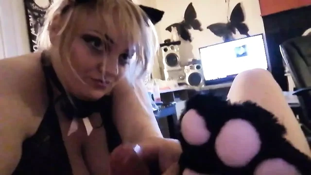First, the cute kitten is allowed to blow. Anal at the end