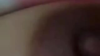 I-am arătat țâțele iubitului meu în apel video