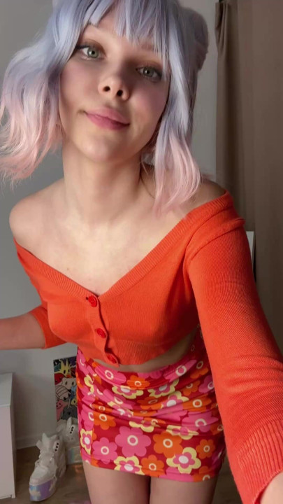 Swipe to skin 🧡