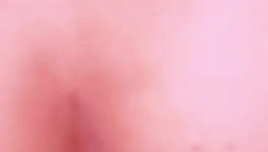 Memantul keras! Menunggangi dengan panik pada anggotanya yang keras.