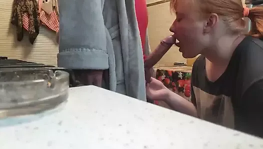 Went for a smoke and got a super blowjob with cum in mouth