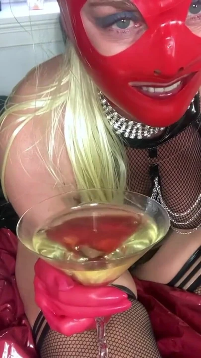 Unforgettable moment from "Latex piss slut with cucumber in the ass and fuck machine"