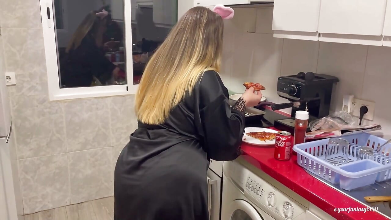Comendo e peidando compilação