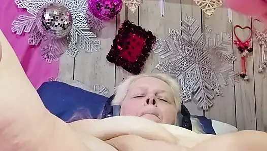 Sert ve yalnız sexdoll Davis'i kullandığında ve şişman kabağına boşalabilir!!