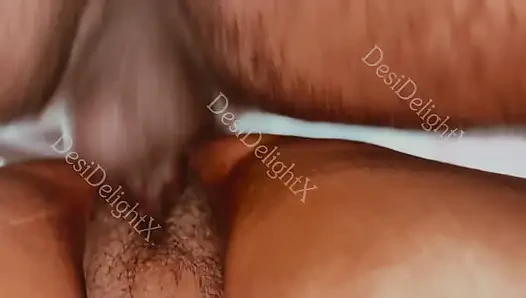 Yeni evli yenge ilk gecede devar tarafından sert sikiliyor - tam açık tabu seks