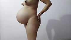 भारतीय सेक्सी गर्भवती टीचर नग्न