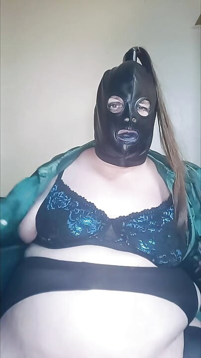 Part 3 - Does this count as "Belly Fetish"? BBW TV plays