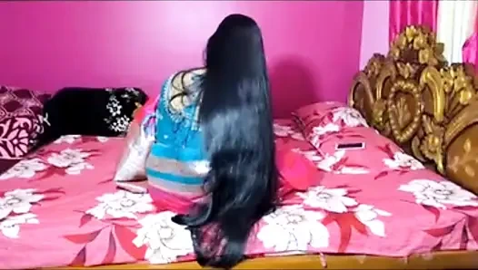 Today I am wearing a red saree. I want to fuck my pussy