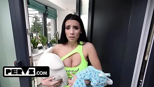Die freche Nelly Kent wird beim Durstmachen erwischt und zahlt den Preis