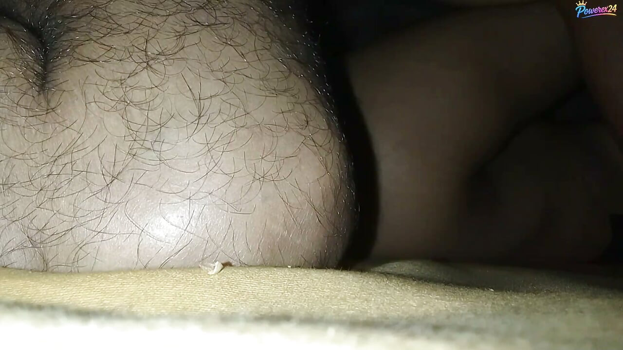 Desi Bhabhi hardcore địt nhau trong phòng ngủ video sex mới nhất nóng bỏng