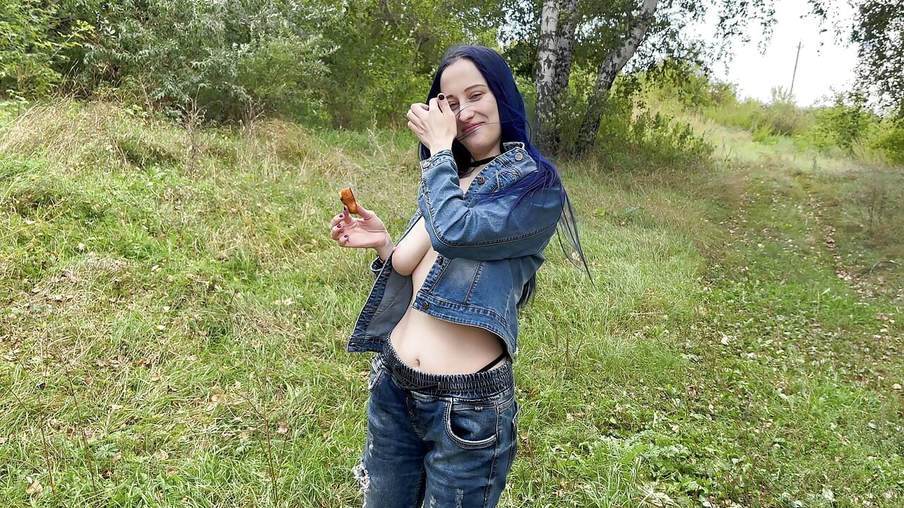 Public Sex with a Hot Stranger in Forest, Slut Showed Big Perfect Tits, Creampie