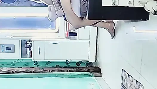 Latika spricht über dreier, sie braucht dreier, hardcore