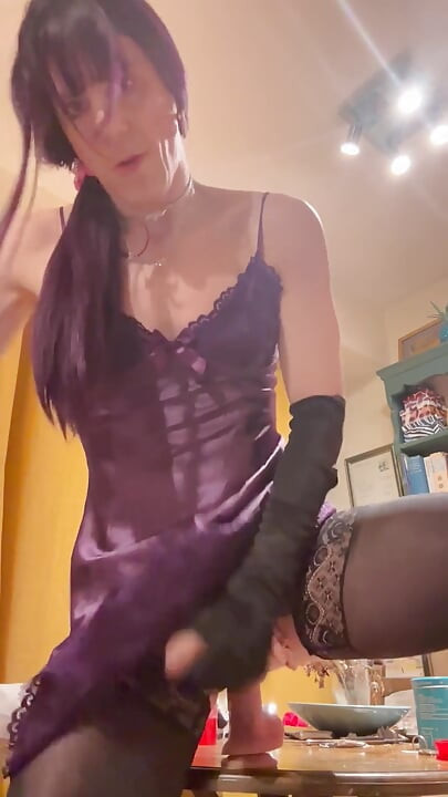 Jess Silk Rides Dildo