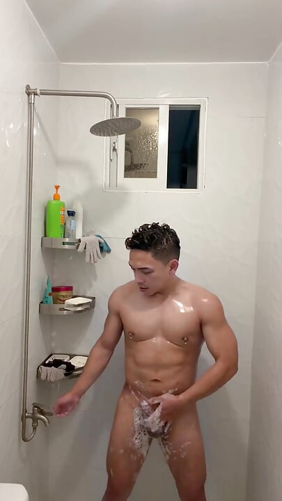 Hot Filipino Twink Jerks off in Steamy Shower