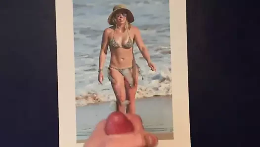 Hilary duff için haraç