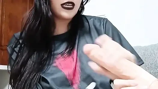 Emo / Goth Girl Gibt Dominante Wichsanleitung Und Erniedrigt Dich
