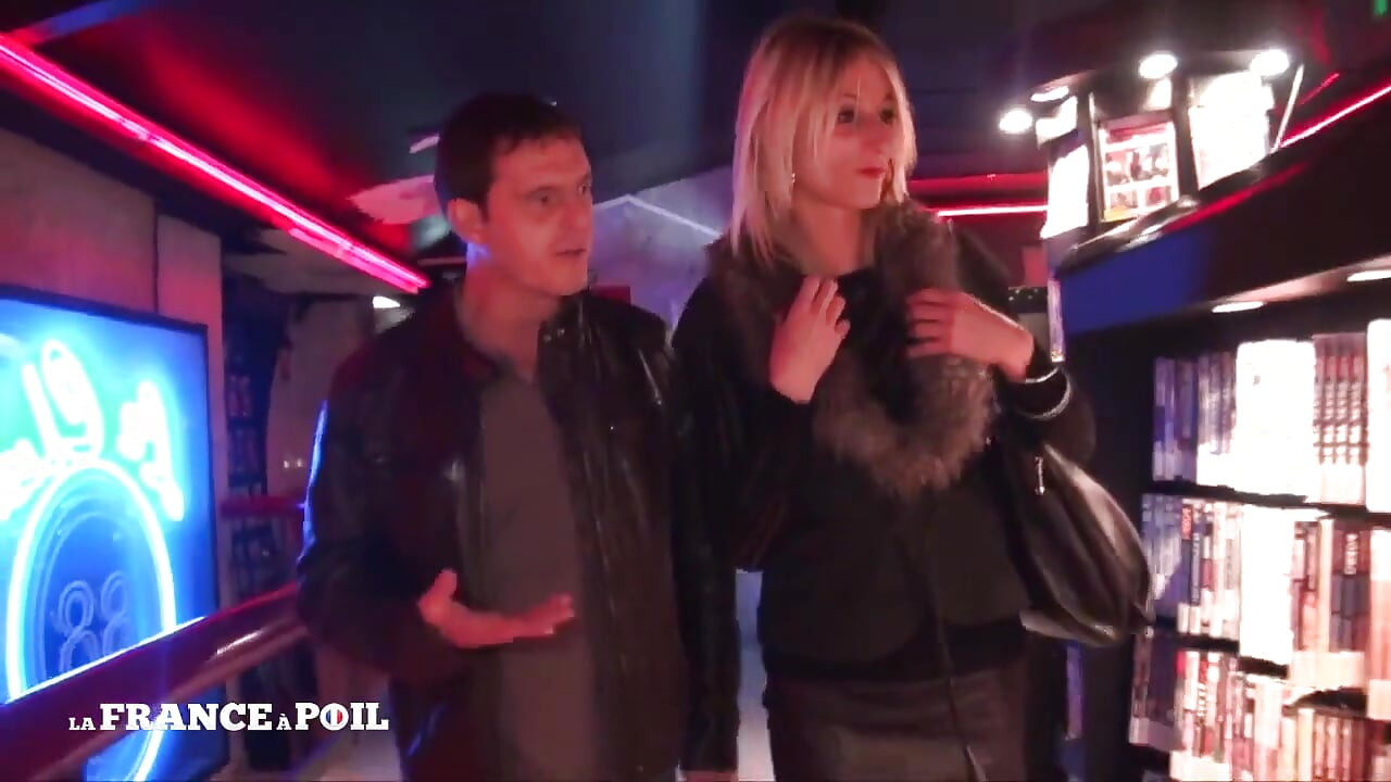 A 30 Yo Blonde Gets Fucked in a Parisian Sex Shop