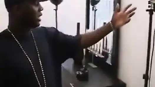 Kontol hitam mencari cewek kulit putih