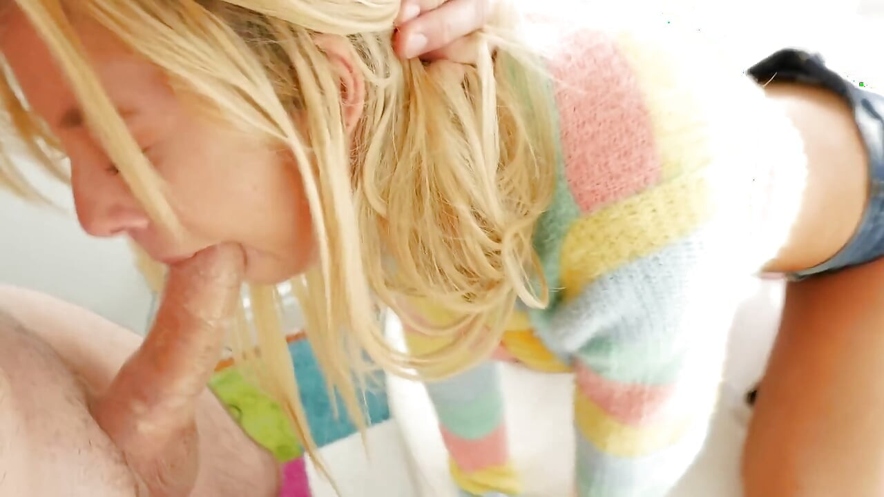 21 Year Old Camel Toe Teen Dream Blonde Kenzie Reeves Creamy Stepdaughter Puffy Pussy