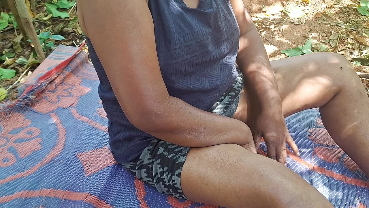 Υπαίθριο ειδύλλιο Όμορφο Viral βίντεο MILF