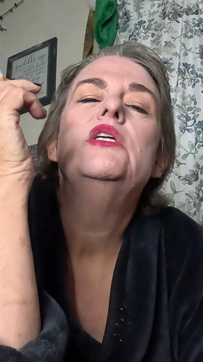 Be My Human Ashtray Sub