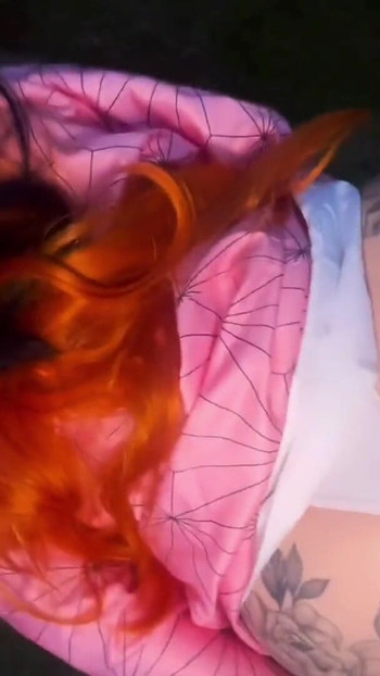 Zadivljujući trenutak iz "Kimetsu no yaiba hentai Nezuko (porno ubojica demona)"